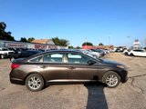 Used 2017 Hyundai Sonata SE image 4