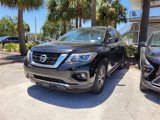 Used 2020 Nissan Pathfinder SV image 3