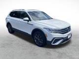Used 2022 Volkswagen Tiguan SE image 3