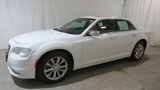 Used 2018 Chrysler 300 Limited image 2