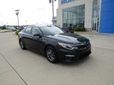 Used 2020 Kia Optima LX image 3