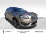 Used 2020 Lincoln Nautilus Reserve w/ Equipment Group 201A image 2