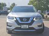 Used 2019 Nissan Rogue SV image 2