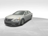 Used 2015 Nissan Altima 2.5 S w/ Power Driver Seat Package image 4