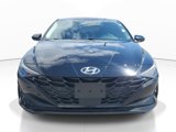 Used 2023 Hyundai Elantra SEL w/ Convenience Package image 2