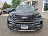 Used 2022 Ford Explorer XLT w/ Equipment Group 202A image 2