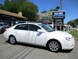 Used 2007 Toyota Avalon XLS image 2