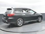 Used 2020 Nissan Pathfinder SV image 4