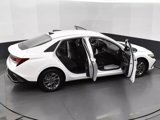 Used 2024 Hyundai Elantra SEL image 6