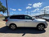 Used 2019 Nissan Pathfinder SV image 5