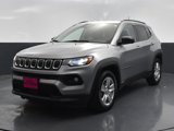 Used 2022 Jeep Compass Latitude image 2