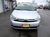 Used 2010 Ford Focus SE image 4