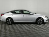 Used 2022 Nissan Altima 2.5 SV image 2