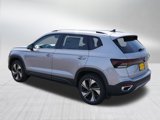 New 2025 Volkswagen Taos SE image 2