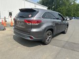 Used 2019 Toyota Highlander LE image 4
