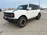Used 2023 Ford Bronco Outer Banks image 2