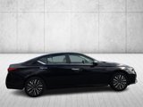 Used 2024 Nissan Altima 2.5 SV image 4