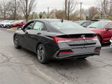 New 2025 Hyundai Elantra SEL image 4