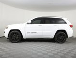 Used 2021 Jeep Grand Cherokee Laredo X image 5