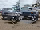 Used 2017 Kia Sorento SX image 2