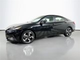 Used 2022 Hyundai Elantra SEL w/ Convenience + Premium Package image 3