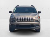 Used 2017 Jeep Cherokee Sport image 2