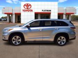 Used 2016 Toyota Highlander Limited image 3