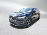 Used 2019 Volvo XC40 T5 Inscription image 2