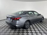 Used 2023 Nissan Altima 2.5 SV image 3