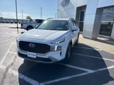 Used 2023 Hyundai Santa Fe SEL image 2