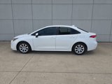 Used 2020 Toyota Corolla LE image 3