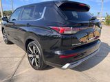 New 2025 Mitsubishi Outlander SE image 5