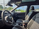 Used 2023 Volkswagen Tiguan SEL R-Line image 6