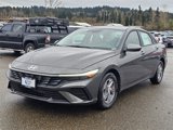New 2025 Hyundai Elantra SE image 3