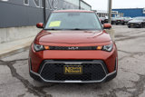 Used 2023 Kia Soul LX image 2