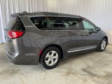Used 2017 Chrysler Pacifica Touring-L Plus image 6