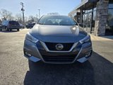 Used 2021 Nissan Versa SR w/ Convenience Package image 2