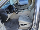 Used 2018 Cadillac Escalade Luxury image 2