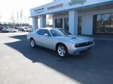 Used 2023 Dodge Challenger SXT image 2