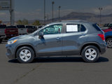 Used 2018 Chevrolet Trax LT w/ LT Convenience Package image 2