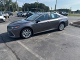 Used 2023 Toyota Camry LE image 3
