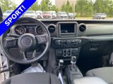 Used 2023 Jeep Gladiator Sport image 3