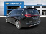 Used 2021 Chrysler Pacifica Touring-L image 3