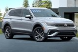 Used 2024 Volkswagen Tiguan SE image 2