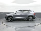 Certified 2023 Volkswagen Taos SE w/ Panoramic Sunroof Package image 4