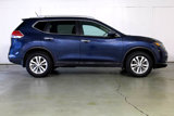 Used 2015 Nissan Rogue SV image 3