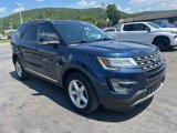 Used 2017 Ford Explorer XLT image 3