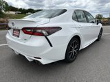 Used 2023 Toyota Camry SE image 3
