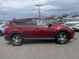 Used 2018 Toyota RAV4 LE image 2