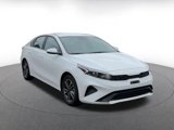 Used 2024 Kia Forte LXS image 3